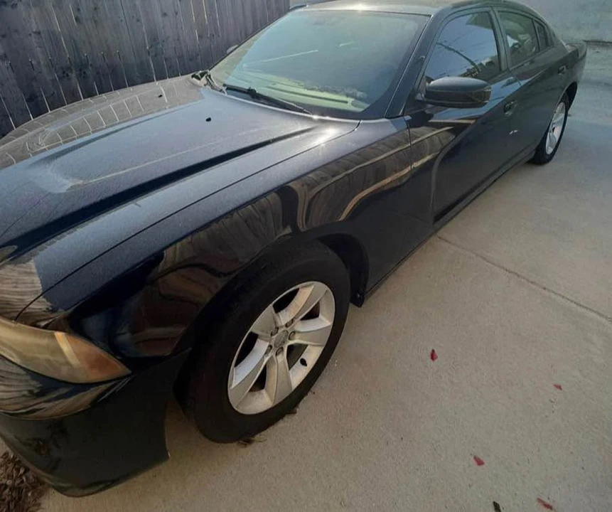 2011 Dodge Charger 7th Gen - Image 4 of 4
