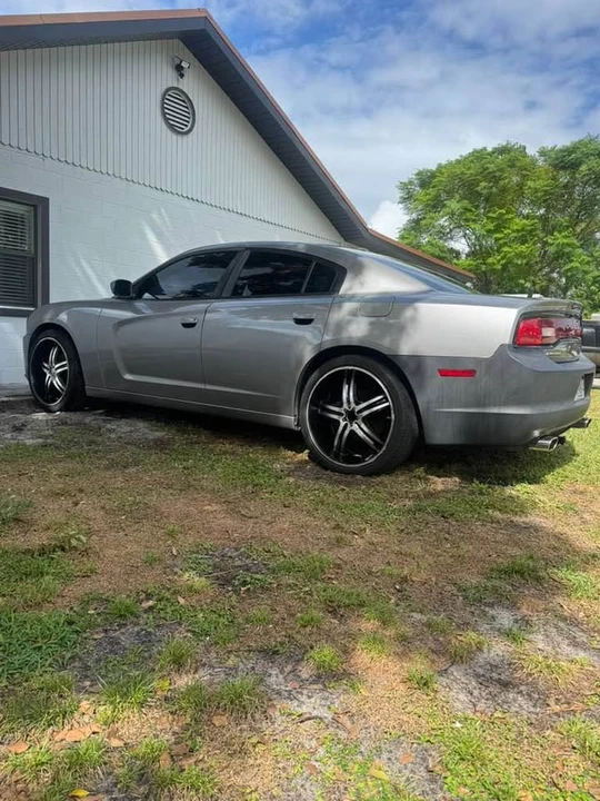 2011 Dodge Charger 7th Gen - Image 6 of 6