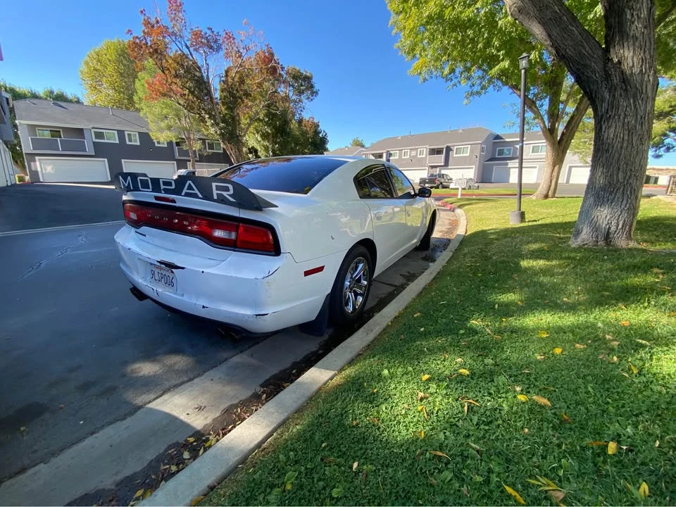 2011 Dodge Charger 7th Gen - Image 3 of 6