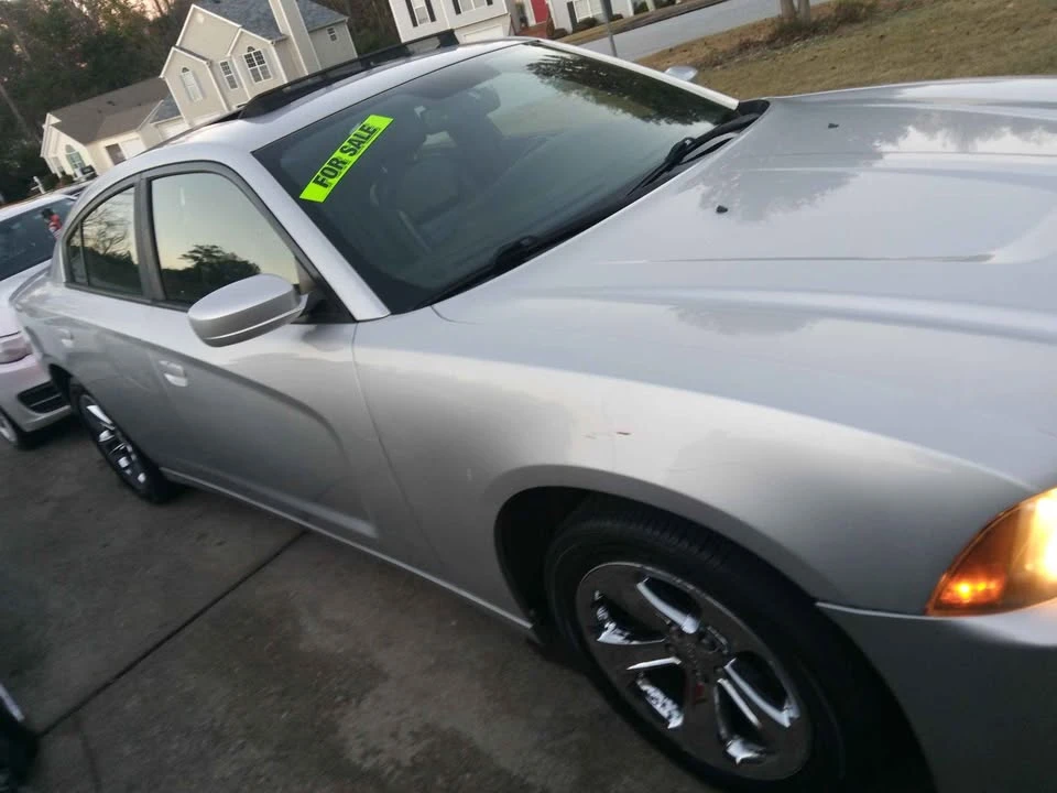 2011 Dodge Charger 7th Gen - Image 3 of 15
