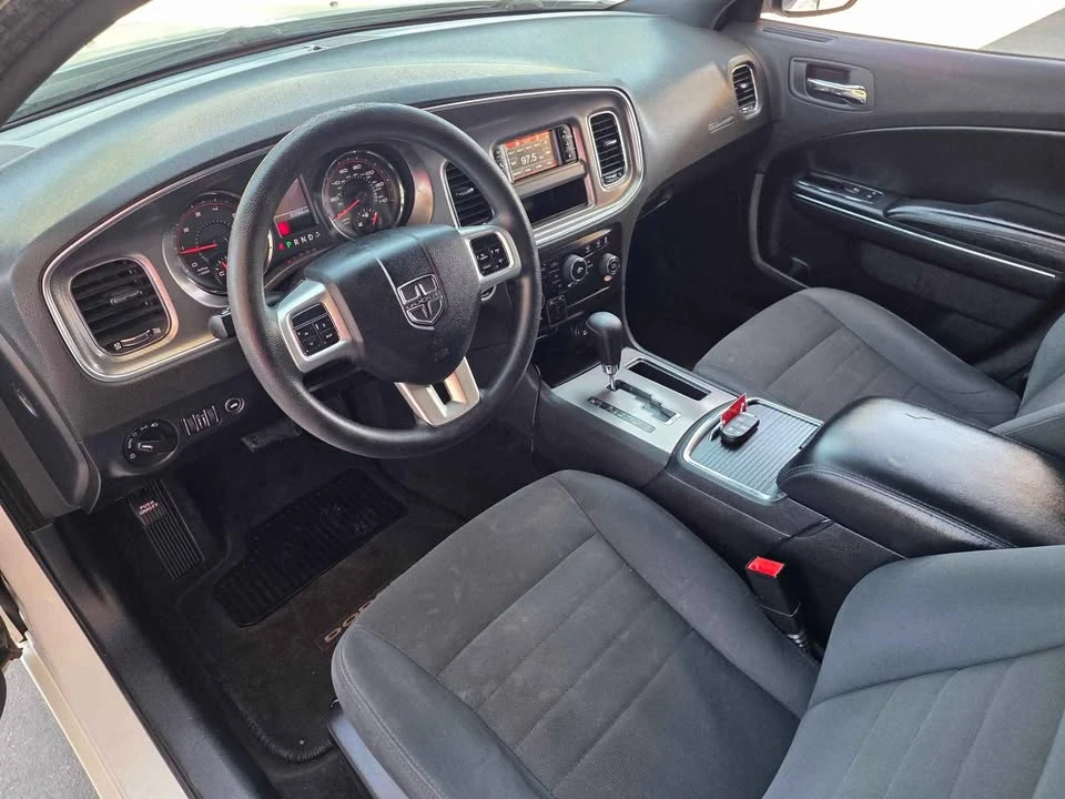 2011 Dodge Charger 7th Gen - Image 5 of 11