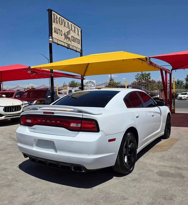 2011 Dodge Charger 7th Gen - Image 2 of 11