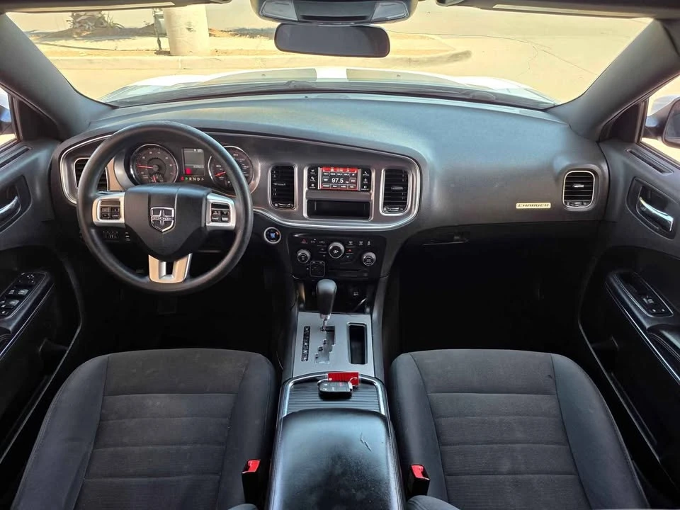 2011 Dodge Charger 7th Gen - Image 9 of 11