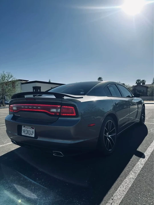 2011 Dodge Charger 7th Gen - Image 4 of 6