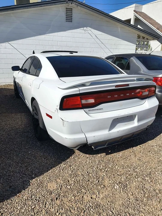 2011 Dodge Charger 7th Gen - Image 5 of 8