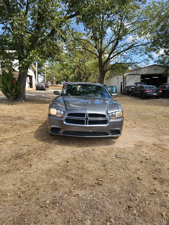 2011 Dodge Charger 7th Gen - Image 2 of 8