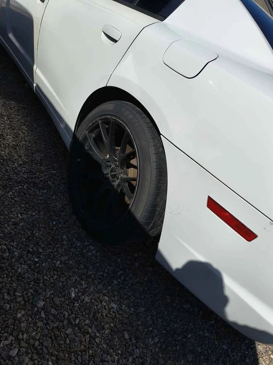 2011 Dodge Charger 7th Gen - Image 3 of 8