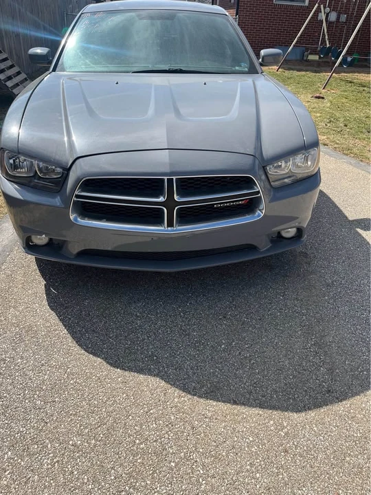 2011 Dodge Charger 7th Gen - Image 3 of 5
