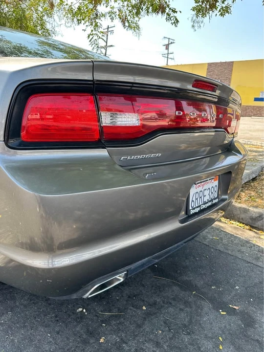 2011 Dodge Charger 7th Gen - Image 6 of 9