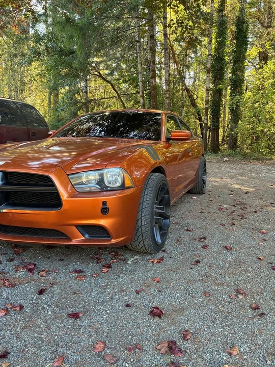 2011 Dodge Charger 7th Gen - Image 3 of 19