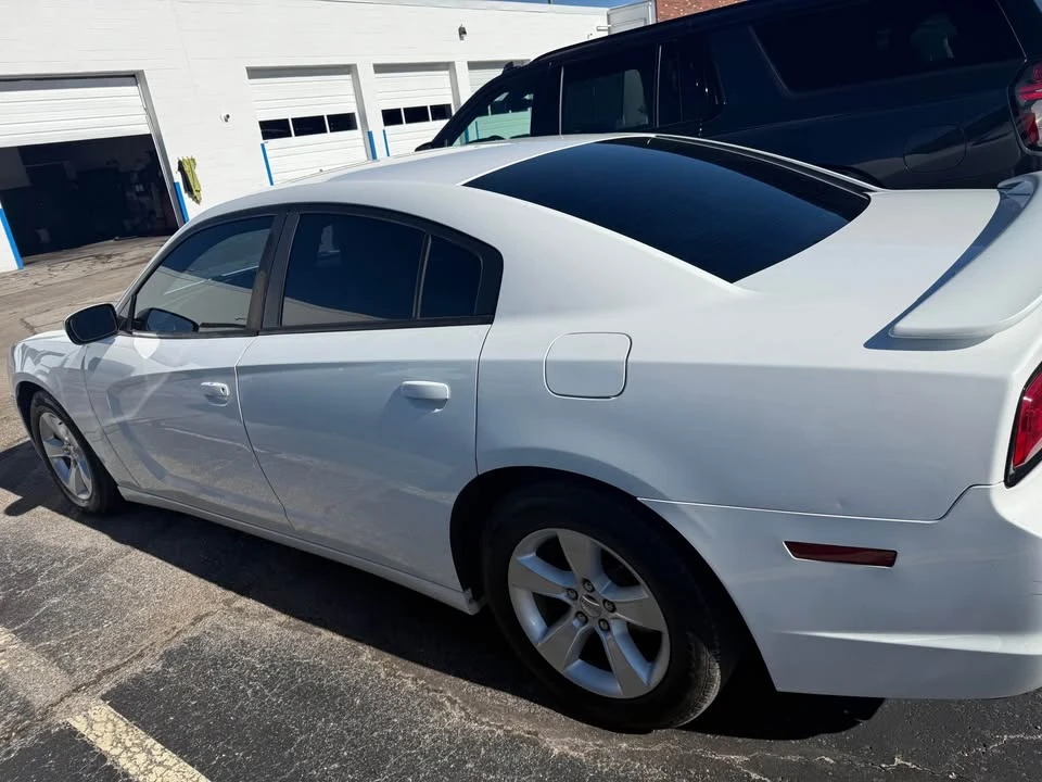 2011 Dodge Charger 7th Gen - Image 4 of 6