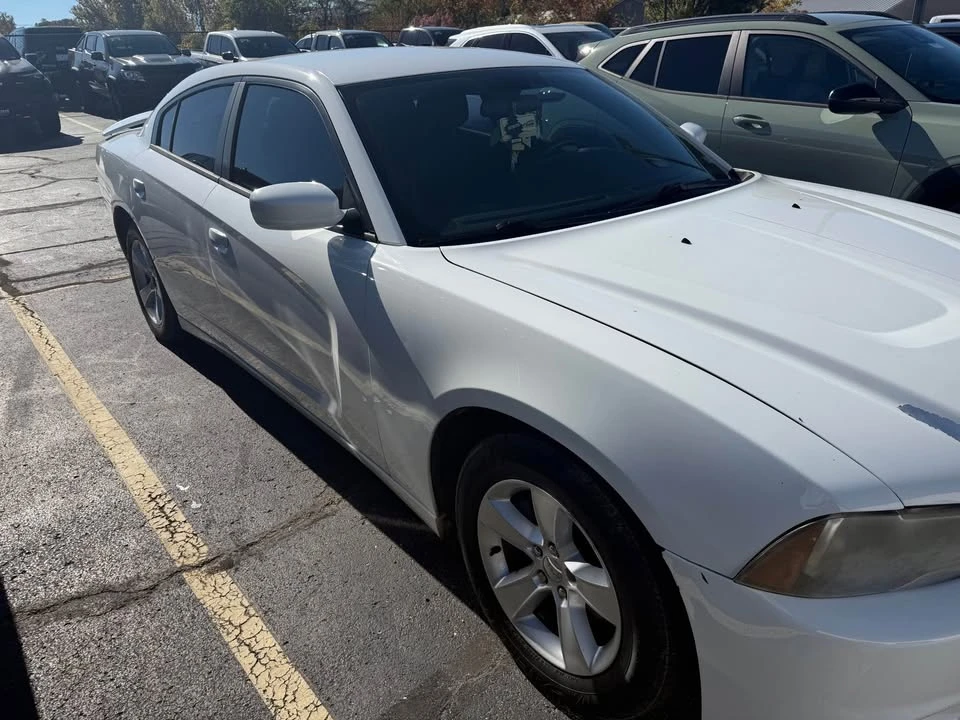 2011 Dodge Charger 7th Gen - Image 2 of 6