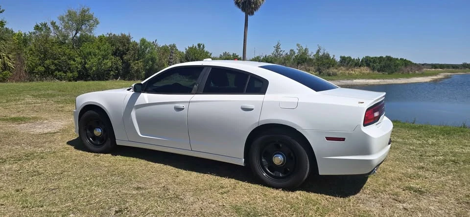 2011 Dodge Charger 7th Gen - Image 3 of 9