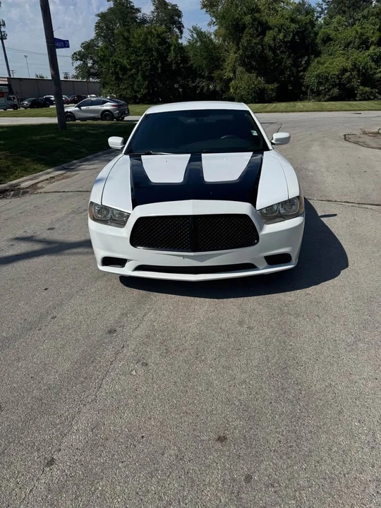 2011 Dodge Charger 7th Gen - Image 2 of 9