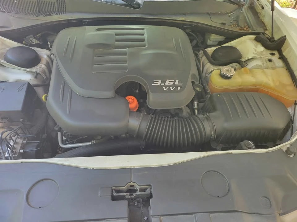 2011 Dodge Charger 7th Gen - Image 10 of 11