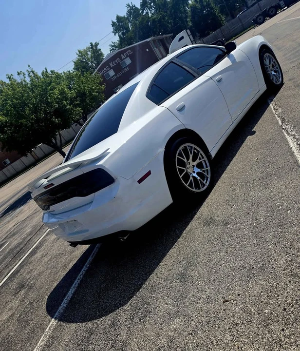 2011 Dodge Charger 7th Gen - Image 6 of 14