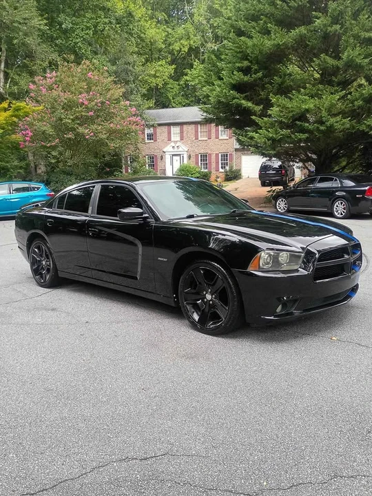 2011 Dodge Charger 7th Gen - Image 2 of 16