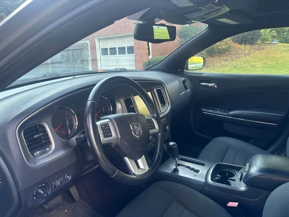 2011 Dodge Charger 7th Gen - Image 8 of 10