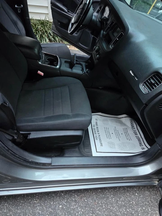 2011 Dodge Charger 7th Gen - Image 5 of 11