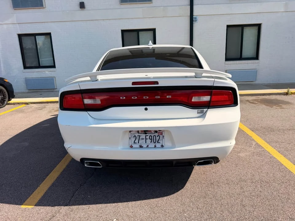 2011 Dodge Charger 7th Gen - Image 5 of 18