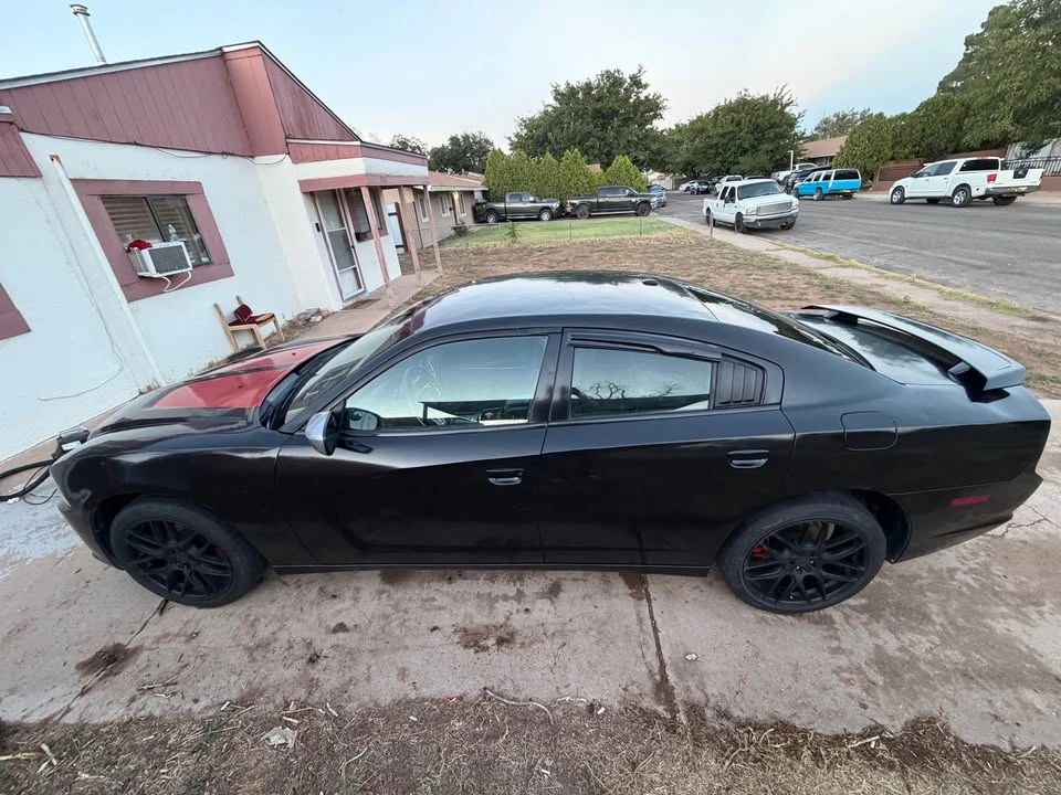 2011 Dodge Charger 7th Gen - Image 6 of 6