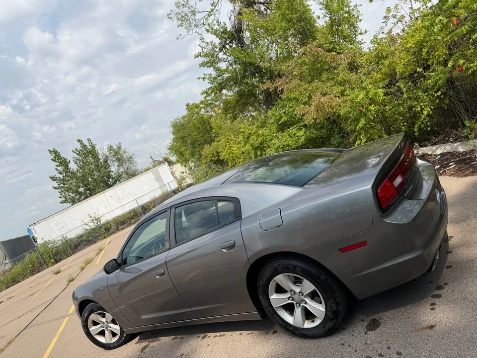 2011 Dodge Charger 7th Gen - Image 3 of 7