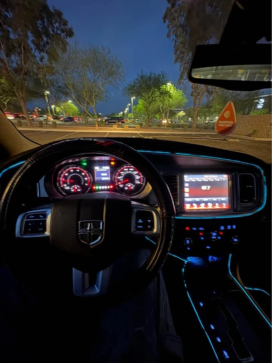 2011 Dodge Charger 7th Gen - Image 5 of 6