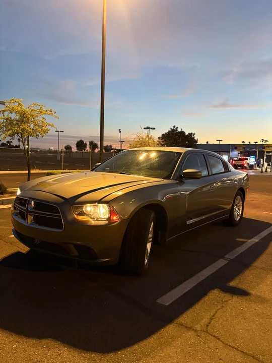 2011 Dodge Charger 7th Gen - Image 2 of 6