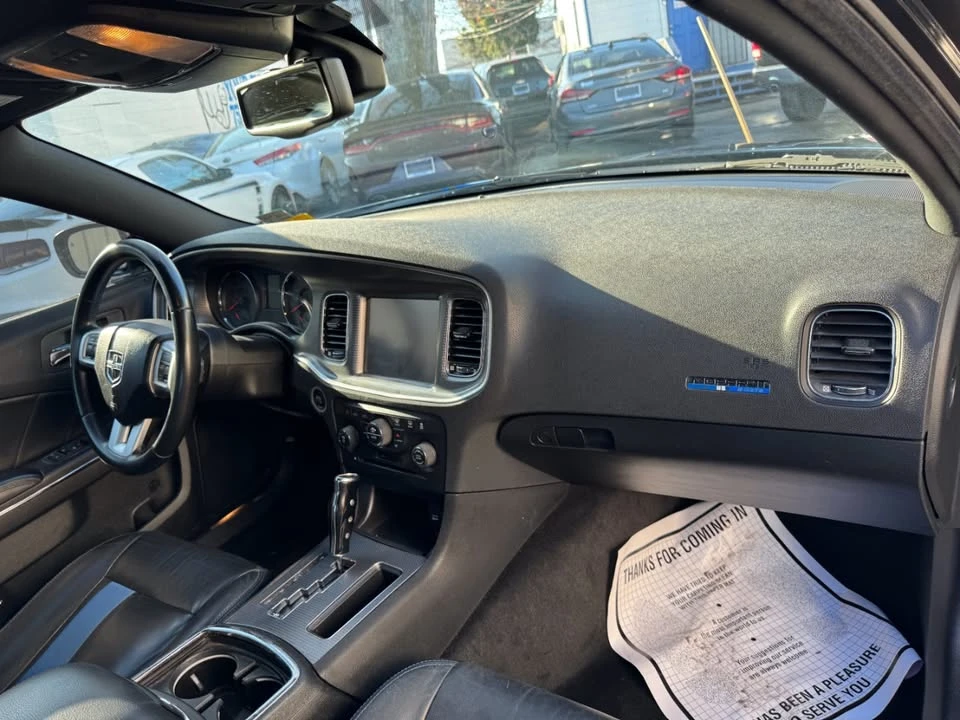 2011 Dodge Charger 7th Gen - Image 9 of 10