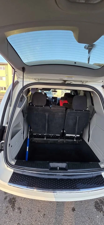 2011 Dodge Caravan - Image 3 of 10