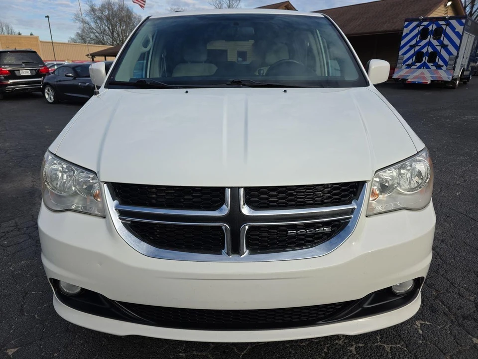 2011 Dodge Caravan - Image 12 of 21