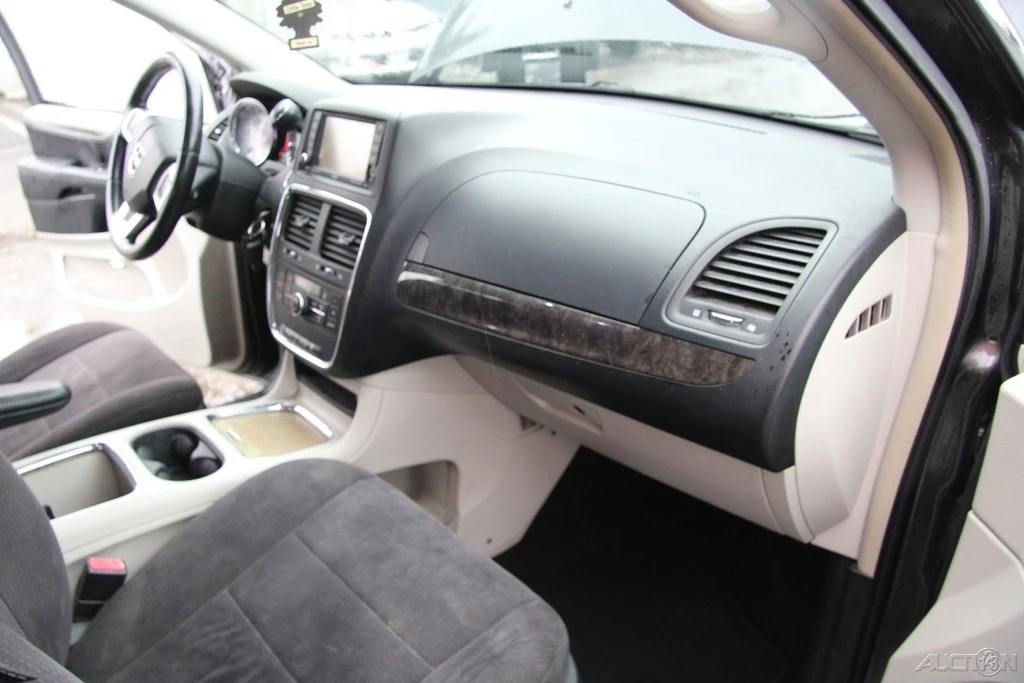 2011 Dodge Caravan - Image 21 of 21