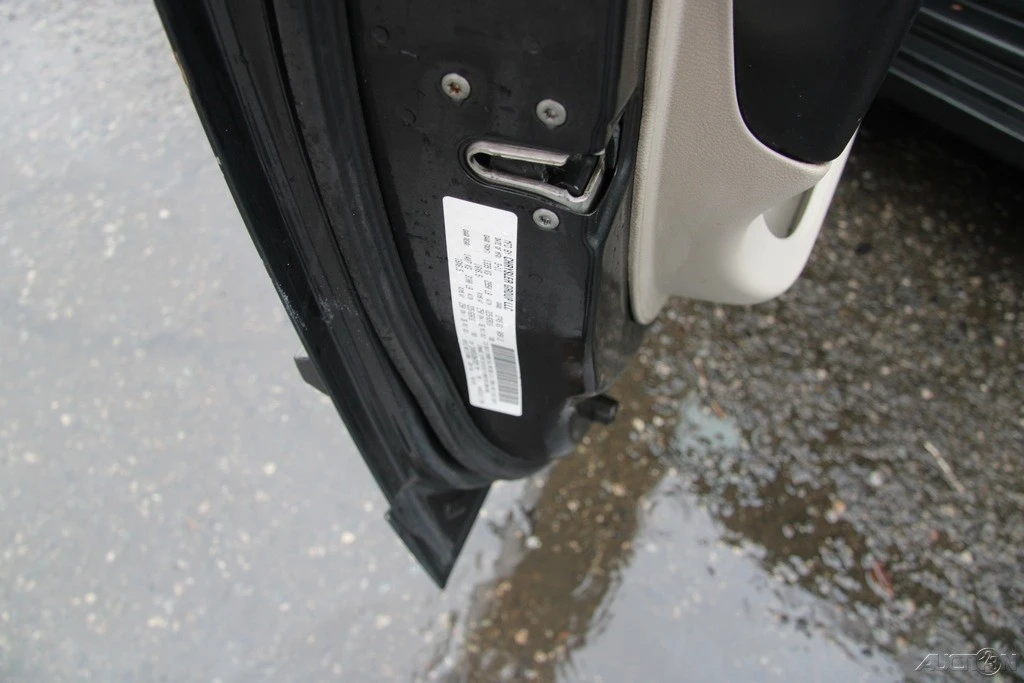 2011 Dodge Caravan - Image 9 of 21