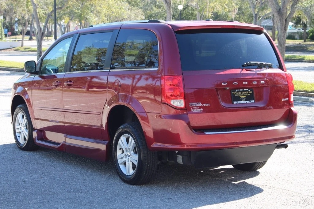 2011 Dodge Caravan - Image 12 of 21