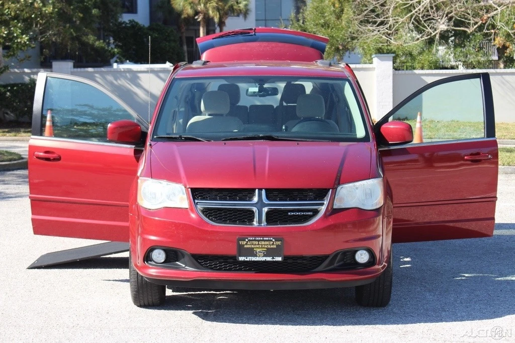 2011 Dodge Caravan - Image 7 of 21