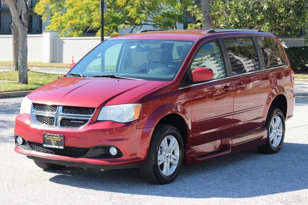 2011 Dodge Caravan - Image 10 of 21
