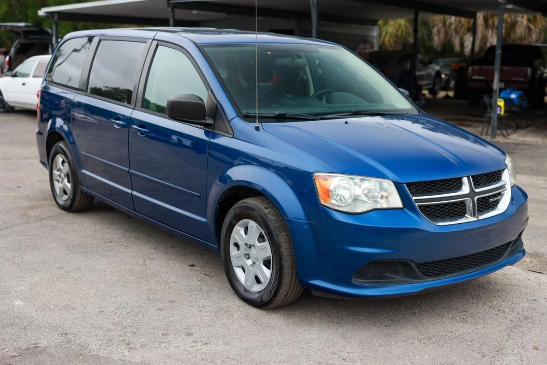 2011 Dodge Caravan - Image 15 of 21