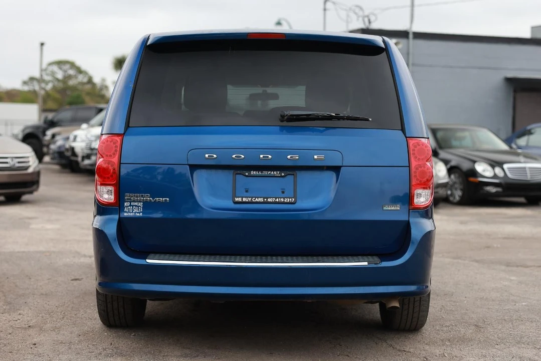 2011 Dodge Caravan - Image 7 of 21