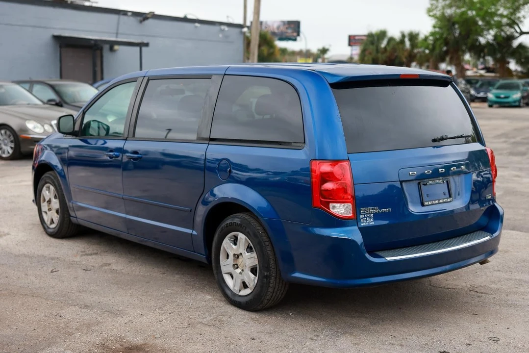 2011 Dodge Caravan - Image 5 of 21