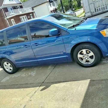 2011 Dodge Grand Caravan Passenger SXT