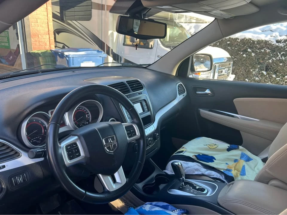 2011 Dodge Journey - Image 11 of 12