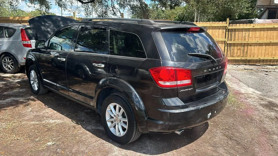 2011 Dodge Journey - Image 7 of 8