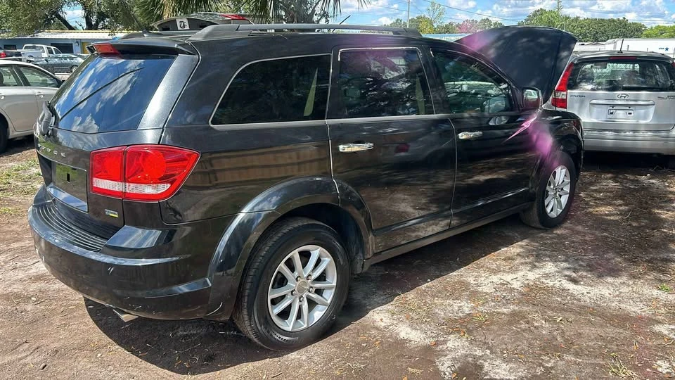2011 Dodge Journey - Image 3 of 8
