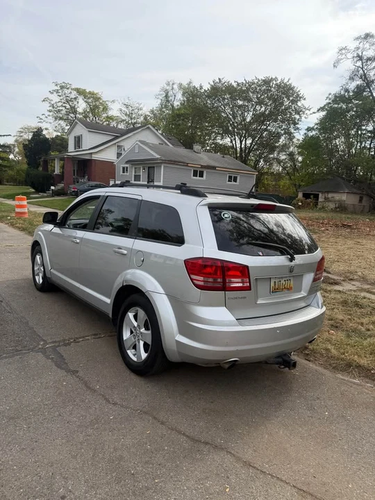 2011 Dodge Journey - Image 2 of 7