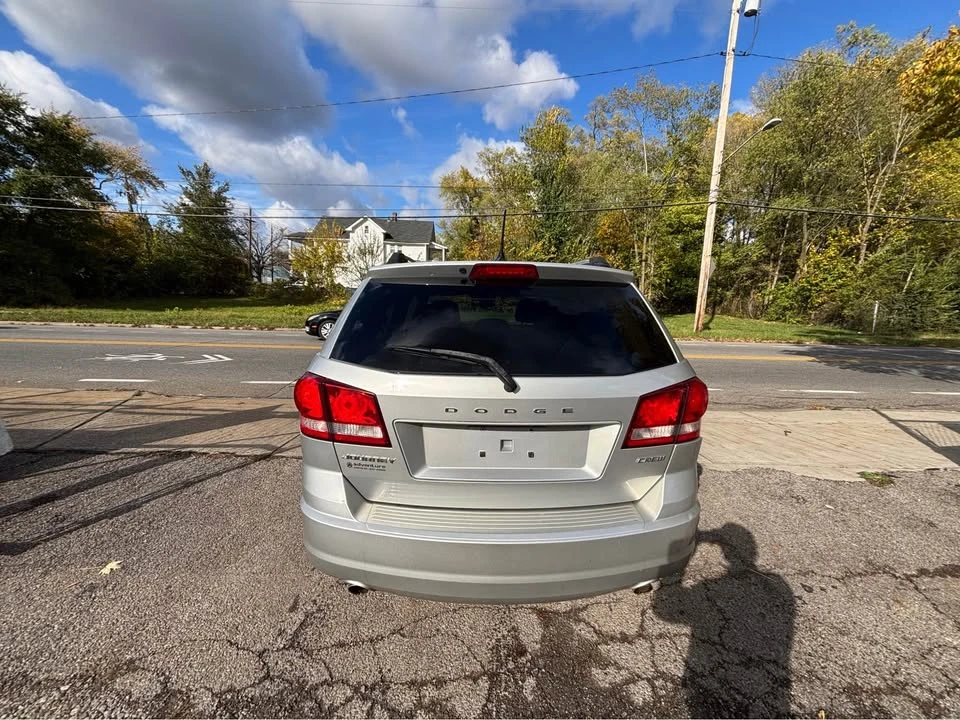 2011 Dodge Journey - Image 5 of 13