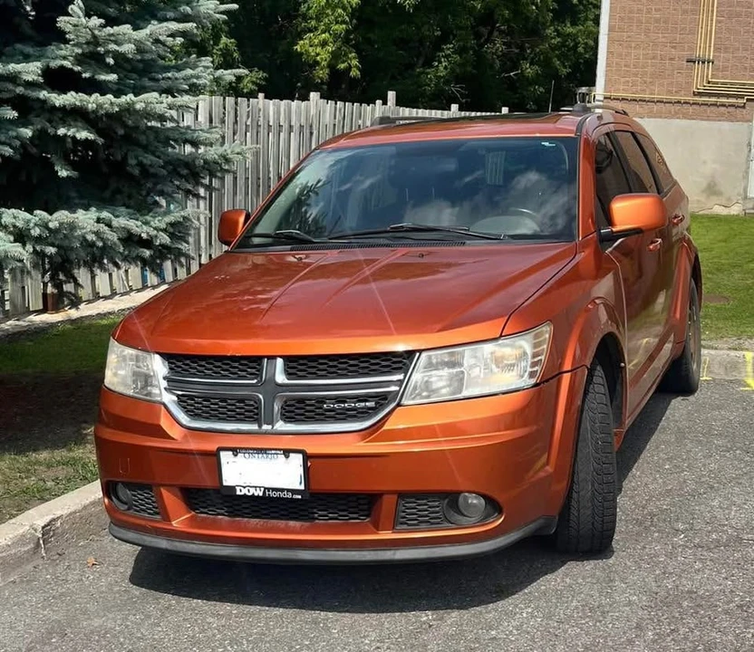 2011 Dodge Journey - Image 2 of 2