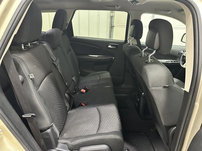 2011 Dodge Journey - Image 17 of 21