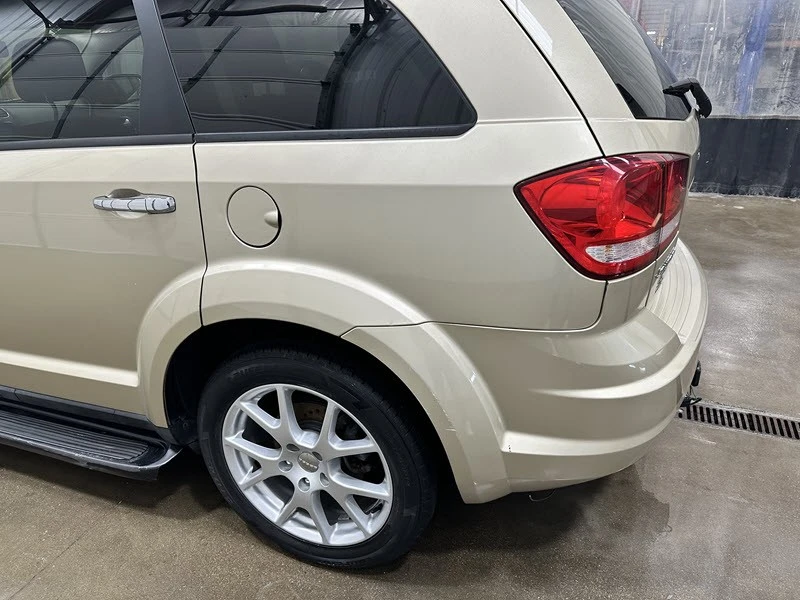 2011 Dodge Journey - Image 14 of 21