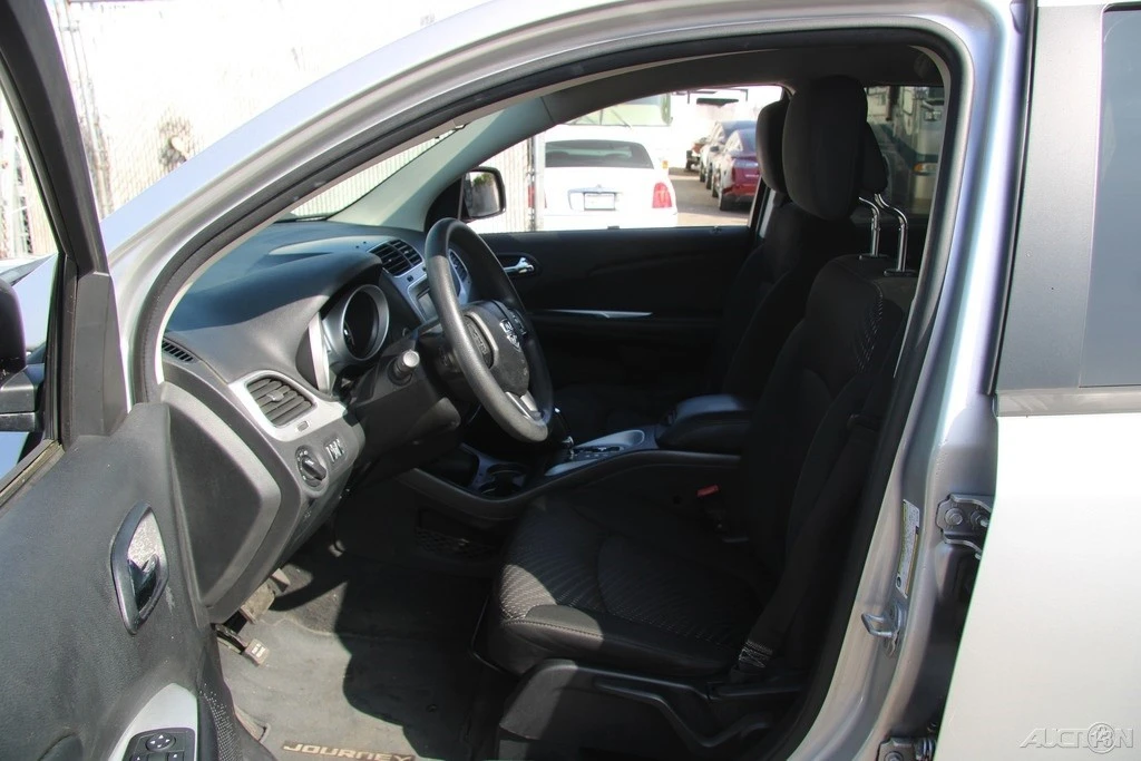 2011 Dodge Journey - Image 14 of 21
