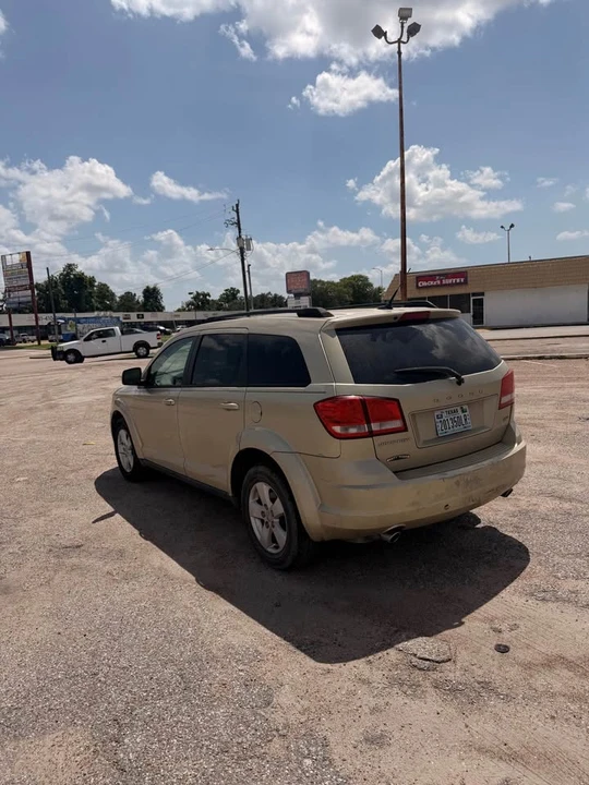 2011 Dodge Journey - Image 4 of 8